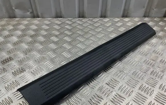 Nissan Qashqai J12 Front sill trim cover 769B4 6UA2A