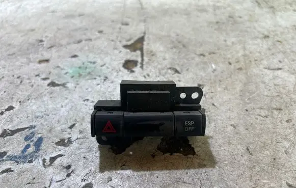Chrysler 300 - 300C Hazard light switch 04602418AH