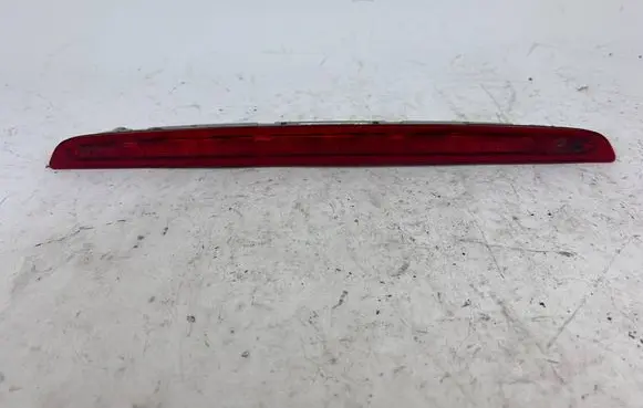 BMW X1 E84 Third/center stoplight 89090462 2990993