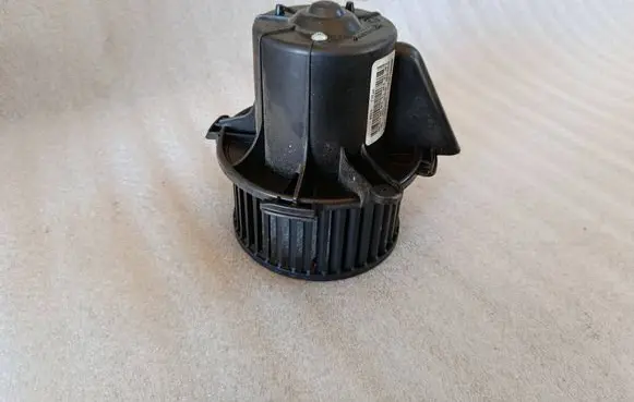 Citroen C4 I Heater fan/blower U2331001