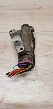 Audi A6 S6 C5 4B Ignition lock 4B0905851C