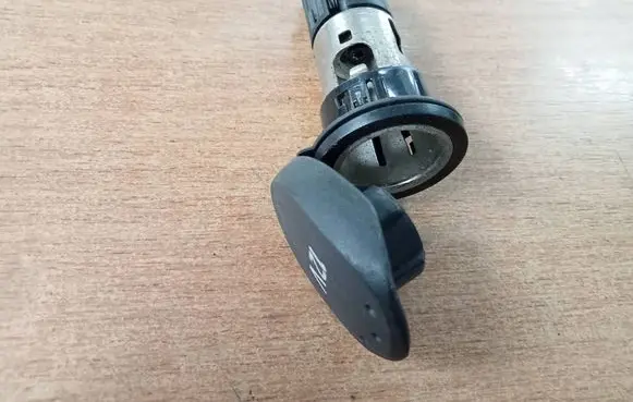 Renault Laguna II Cigarette lighter 739412V