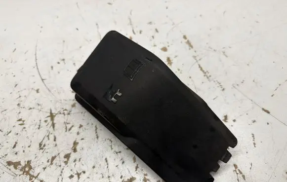Volvo S80 Fuse box cover 31346538