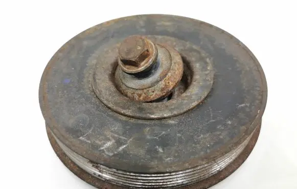 Volvo C30 Crankshaft pulley 8161b