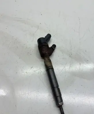 Mercedes-Benz A W168 Fuel injector 0445110116