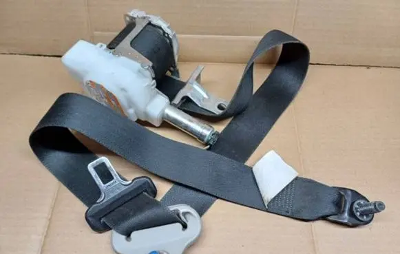 Suzuki SX4 S-Cross Front seatbelt 8492061M1 7P1910P 000331