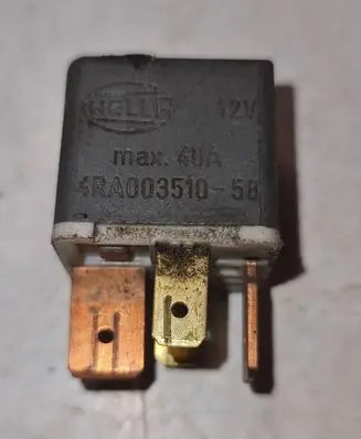 Volkswagen Golf IV Other relay 191937503 4R00351058