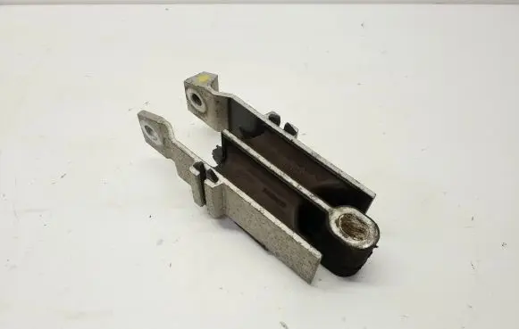 Volvo XC60 Engine mount bracket 31401239