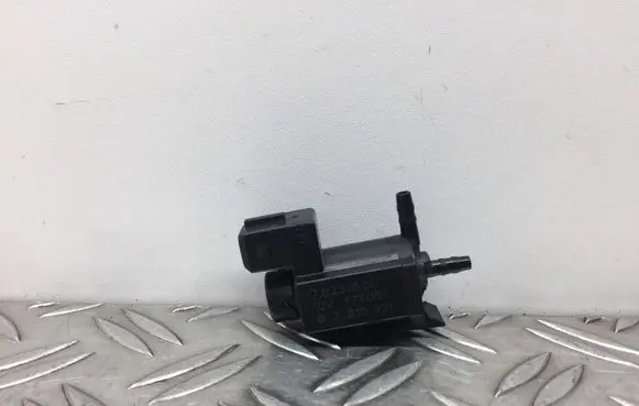 BMW 5 F10 F11 Turbo solenoid valve 7810831 70231800