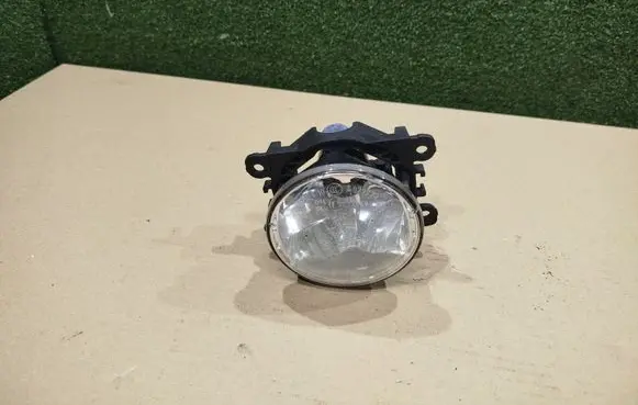 Renault Master III Front fog light 261500097R 89208691 17032023