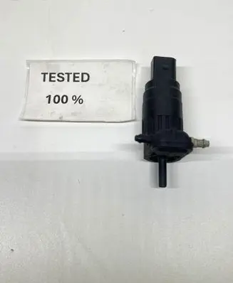 Volkswagen Golf V Windscreen/windshield washer pump 1K6755651