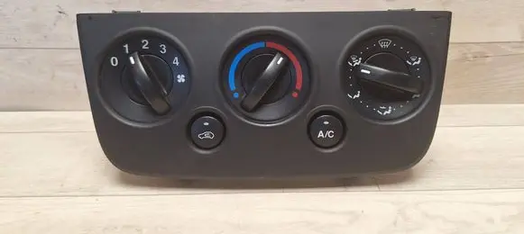 Ford Fiesta Climate control unit 2S6H19980BF