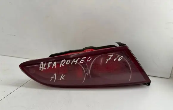 Alfa Romeo 159 Rear/tail lights F939562302