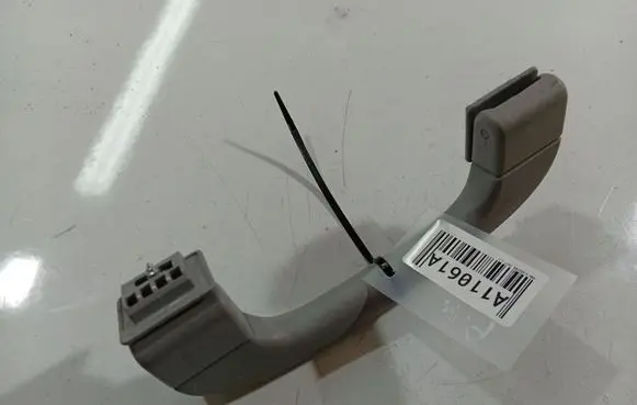 BMW 3 E90 E91 Front interior roof grab handle 9143516