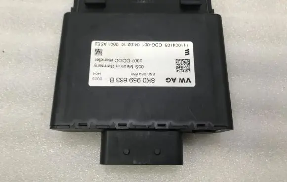 Audi A5 Sportback 8TA Voltage converter/converter module 8k0959663b