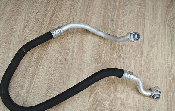 BMW X4 G02 Air conditioning (A/C) pipe/hose 9868413