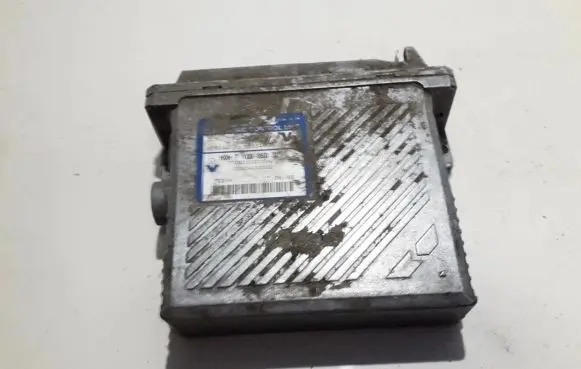 Volvo S40, V40 Engine control unit/module 7700868321 7700103515A