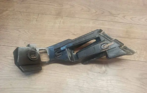 Volkswagen Golf IV Rear bumper mounting bracket 1K6807393 1K6807375