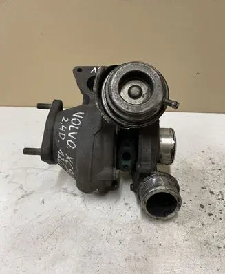 Volvo XC90 Turbo 8689592 7231674