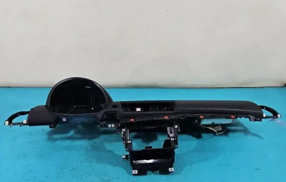 BMW 1 E81 E87 Dashboard IMPRK1360333