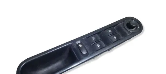 Renault Espace - Grand espace IV Electric window control switch 8200519359