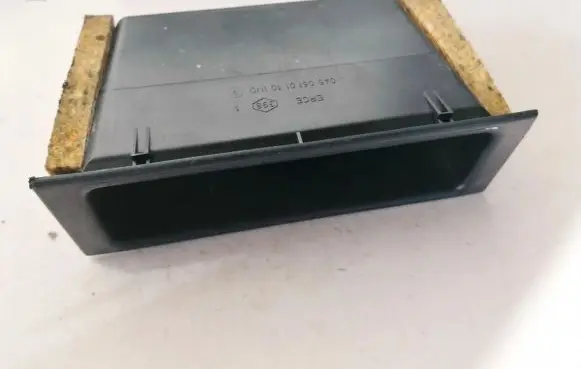 Renault Megane II Glove box 8200127433 7700313233ind