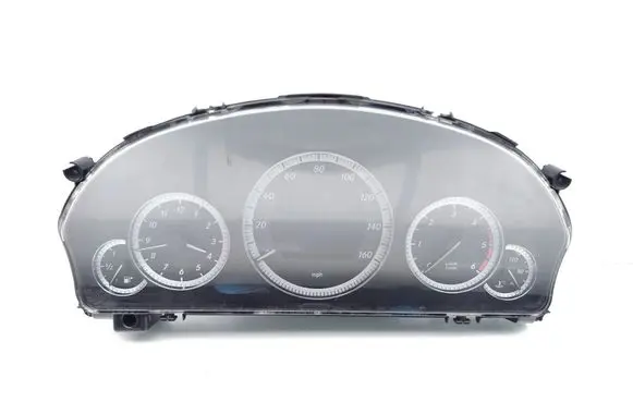 Mercedes-Benz E AMG W212 Speedometer (instrument cluster) A2129001210