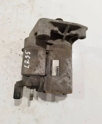 Peugeot 208 Starter motor 9671530880