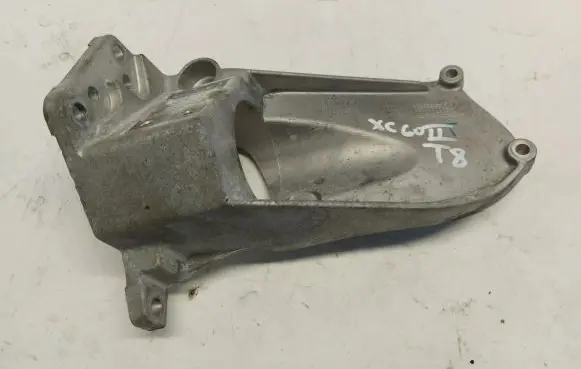 Volvo XC60 Engine mounting bracket 32202602