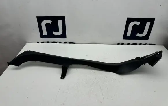 Mercedes-Benz E W212 (C) pillar trim A2126901726