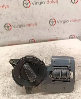 Volkswagen Golf IV Light switch 1C094153