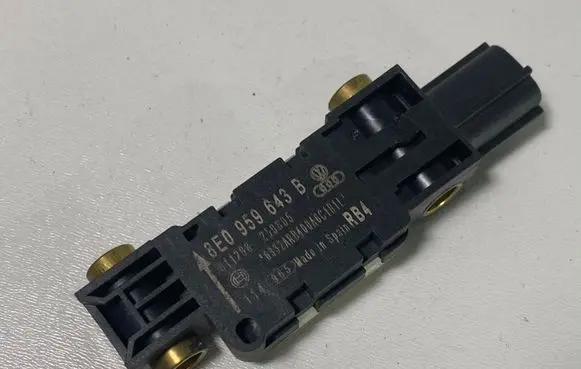 Audi A4 S4 B7 8E 8H Airbag deployment crash/impact sensor 4B0959643E