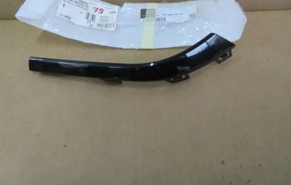 Mercedes-Benz C W206 Front bumper lower grill A2068854004