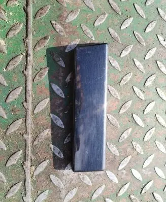 BMW 5 E39 Dashboard glove box trim 8159739