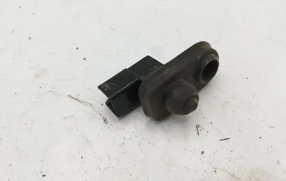 Mitsubishi L200 Rear door sensor NOCODE