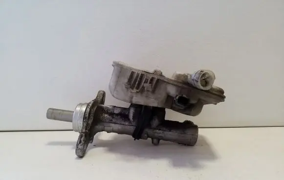 Renault Trafic III (X82) Master brake cylinder 460913484R