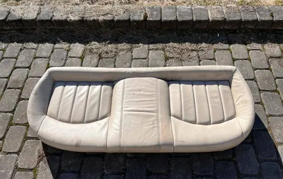 Jaguar X-Type Rear seat 