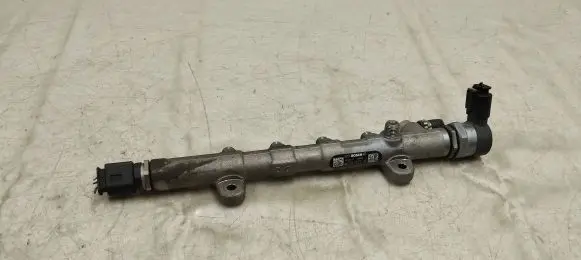Mercedes-Benz GLC X253 C253 Fuel main line pipe A6510701595
