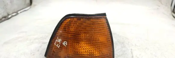 BMW 3 E36 Front indicator light 