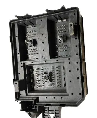 Opel Mokka Fuse module 95263744 0000123