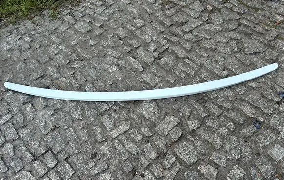Jaguar I-Pace Tailgate/trunk spoiler j9d3-442k03-a