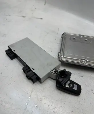 Engine ECU kit and lock set