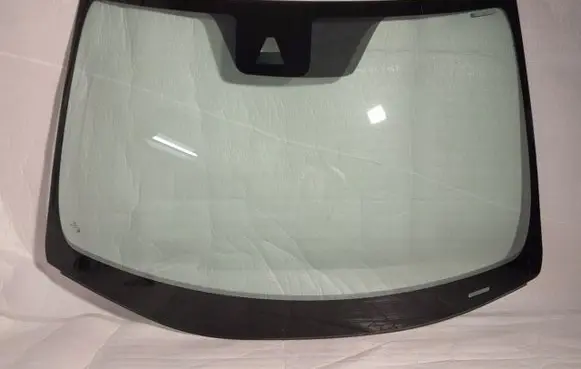 Subaru Impreza II Front windscreen/windshield window 73111