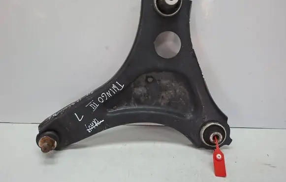 Renault Twingo III Front control arm S27645330