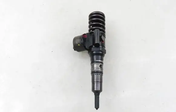 Audi A3 S3 8P Fuel injector 0414720402 03G130073B