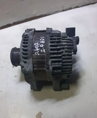 Peugeot 407 Generator/alternator 96547528