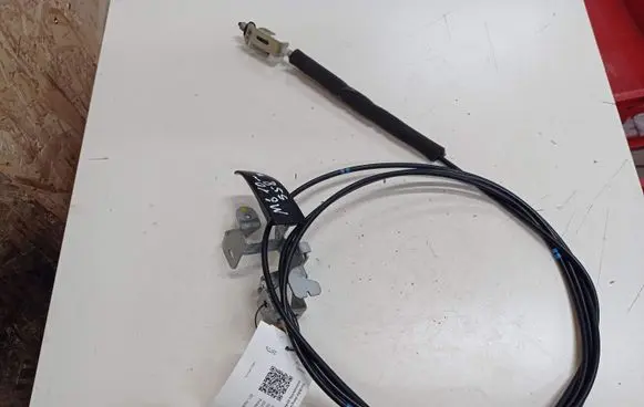 Mazda 6 Engine bonnet (hood) release handle