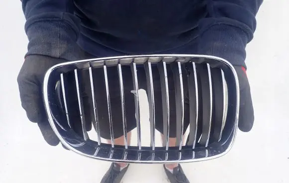BMW 1 E82 E88 Front bumper upper radiator grill