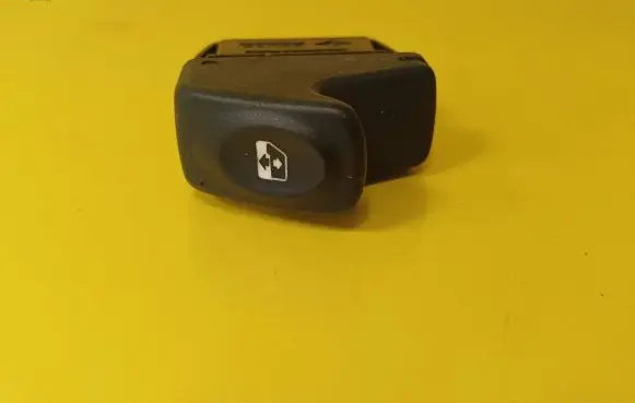Renault Scenic I Electric window control switch 838100C