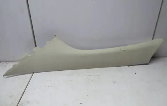 Dodge Caliber (A) pillar trim